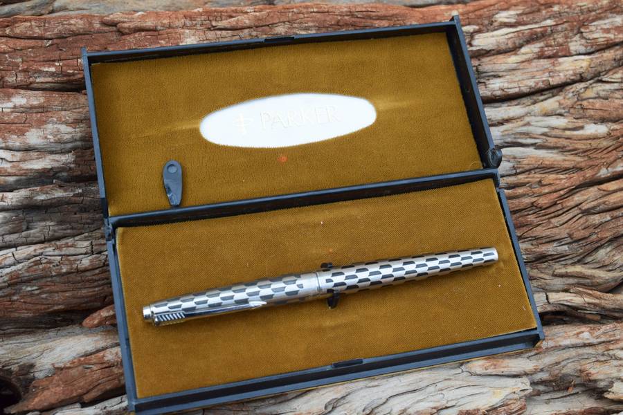 Parker 45 Black Shield Harlequin