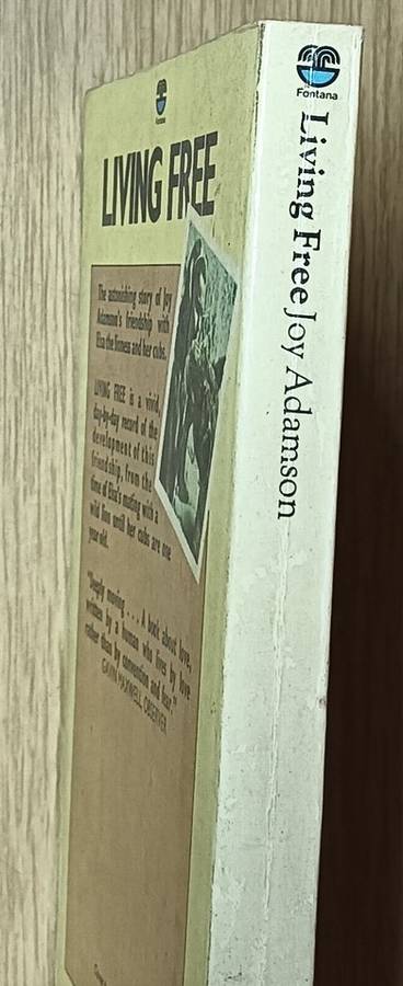 Living Free - Joy Adamson - Softcover - 192 pages