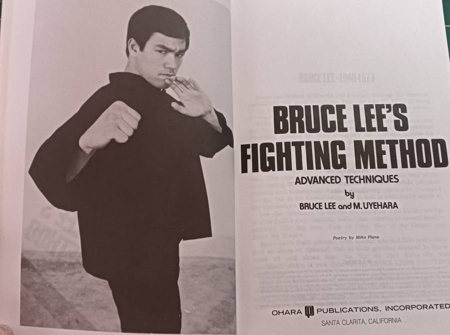 Bruce Lee's Fighting Method - Bruce Lee & M. Uyehara - Softcover - 126 pages