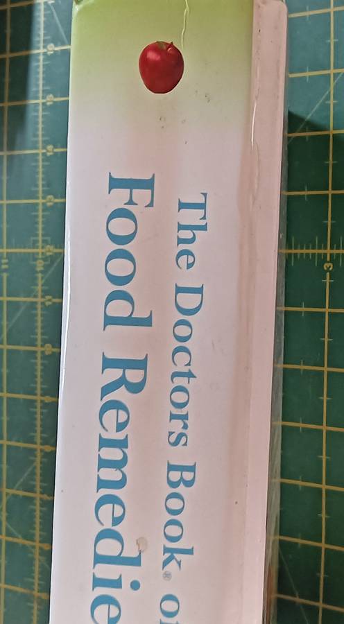 The Doctors Book of Food Remedies - 100s of Tips - Selene Yeager - Hardcover - 707 pages