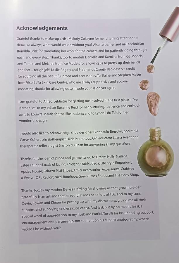 A complete Guide to Manicure and Pedicure - Leigh Toselli - Hardcover - 128 pages
