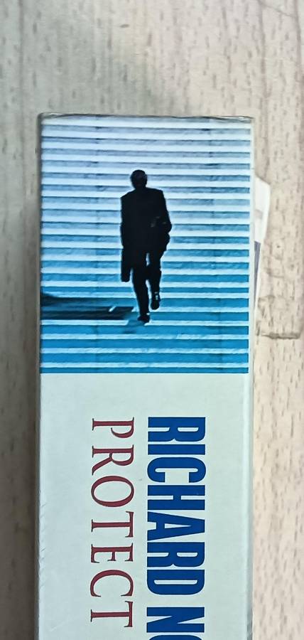 Protect and Defend - Richard North Patterson - Softcover - 709 pages