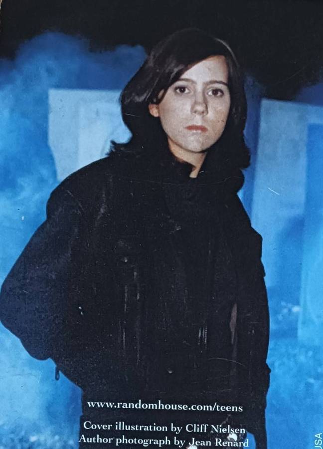 A Demon in My View - Amelia Atwater-Rhodes - Softcover - 176 pages - A vampire novel