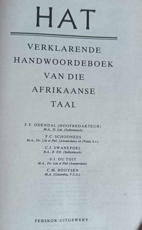 HAT Verklarende Handwoordeboek van die Afrikaanse Taal- Hardcover - 1378 pages