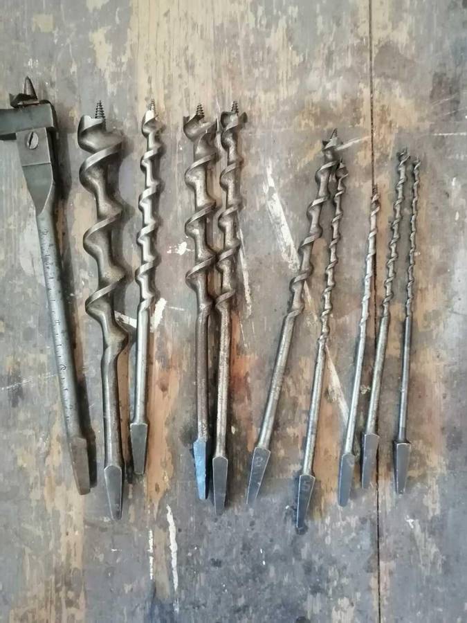 Vintage footprint auger bits