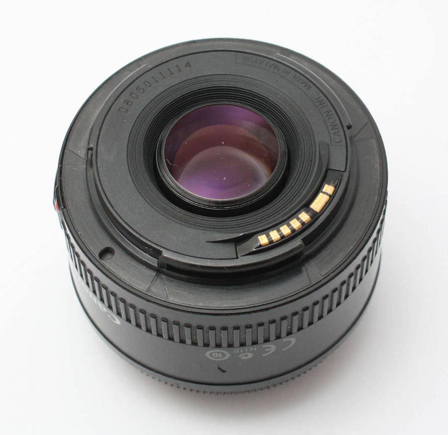 Canon EF 50mm f/1.8 II Lens for DSLRs