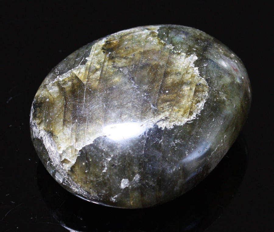 Labradorite cabochon - Madagascar