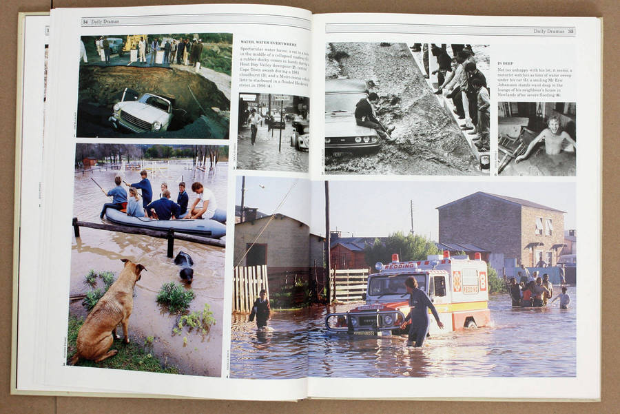 The Argus Book of Press Photographs - 25 years - 1989 -  Cape Argus