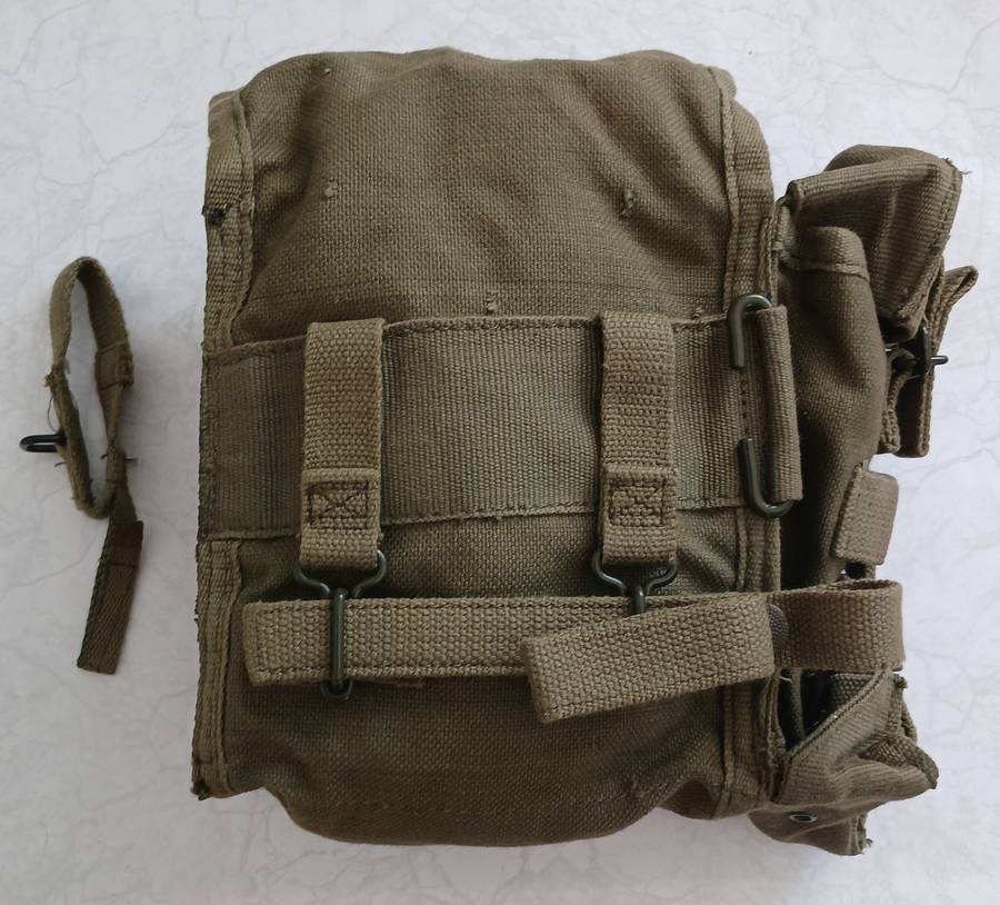 Rhodesian Army Pouch / Kidney Pouch
