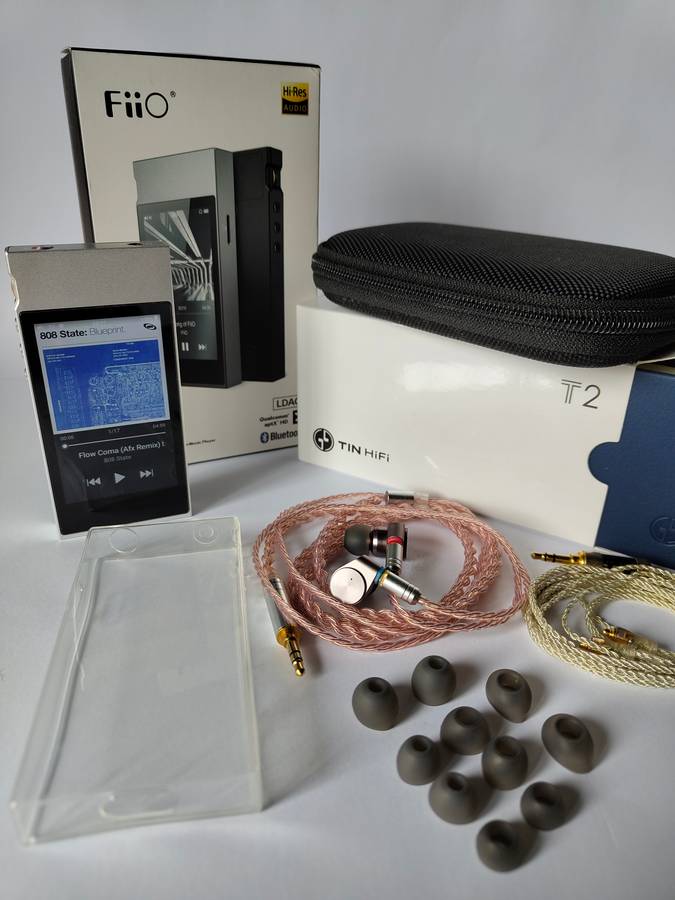 FiiO M7 and TIN HIFI T2 Earphones with Accessories