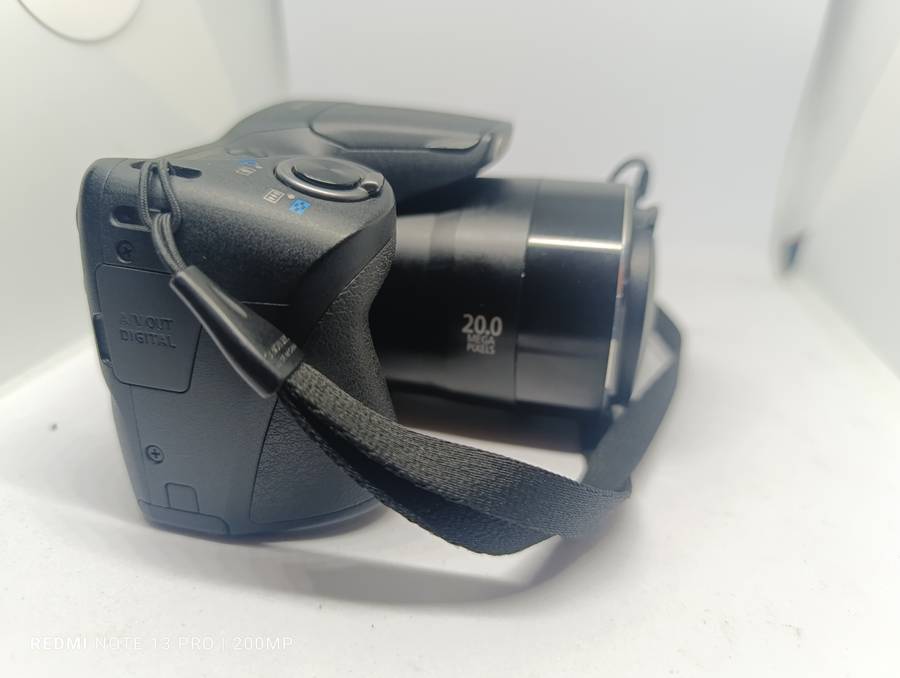 Canon POWERSHOT SX430IS - 20MP - 45x Zoom - Digital Camera
