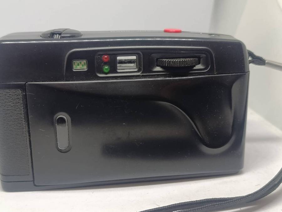 Panasonic C-225EF - 35mm Film Camera