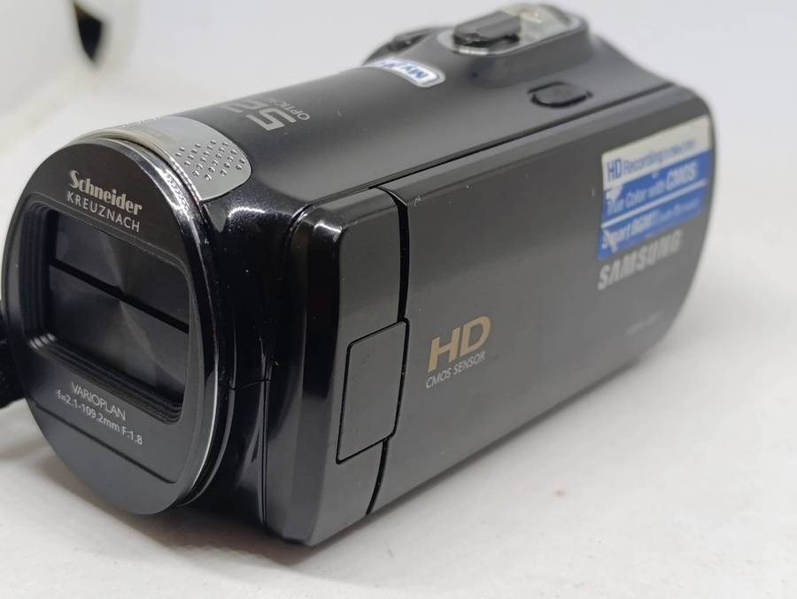 Samsung HMX-F80 HD Camcorder