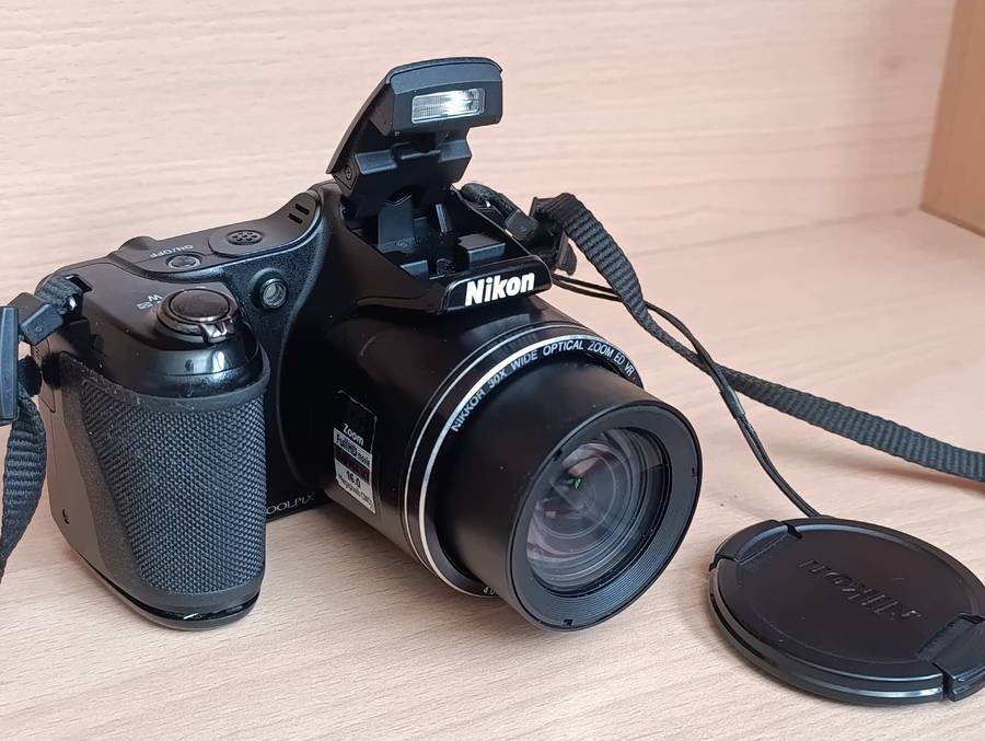 Nikon Coolpix L820 - 16MP - 30x Zoom - Digital Camera