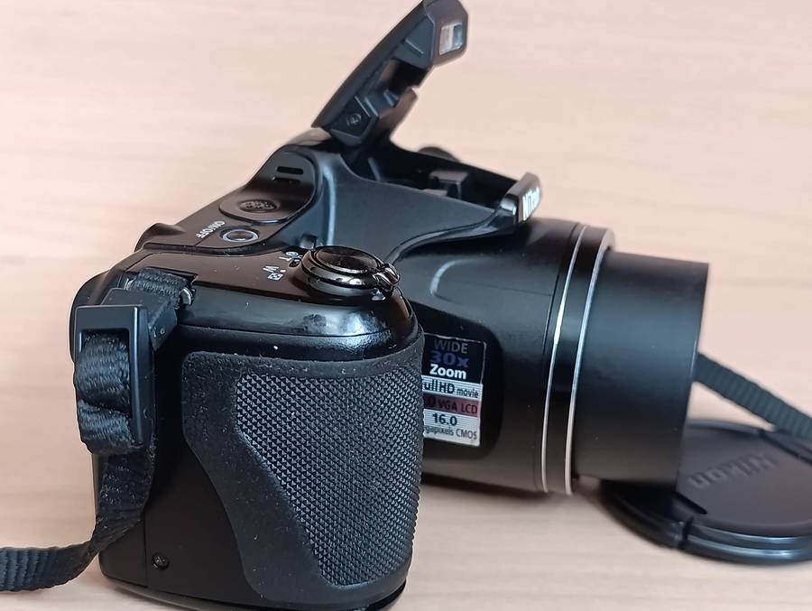 Nikon Coolpix L820 - 16MP - 30x Zoom - Digital Camera