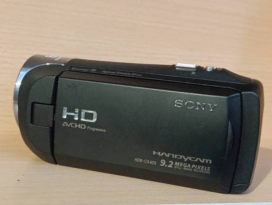 Sony HDR-CX405 HD Handycam - 30x Optical Zoom - Digital Handycam