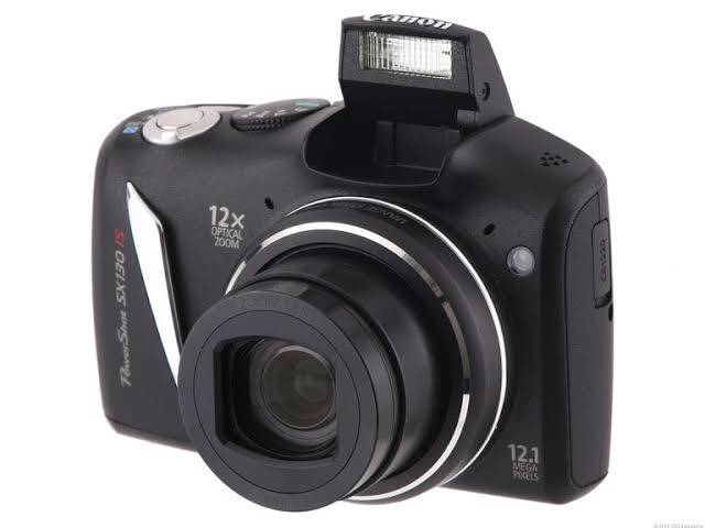 Canon PowerShot SX130iS - 12.1MP - 12x Zoom - Digital Camera