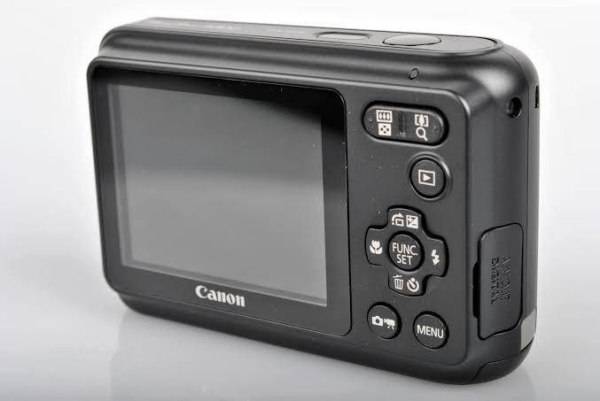 Canon PowerShot A800 - 10MP - 3.3x Zoom - Digital Camera