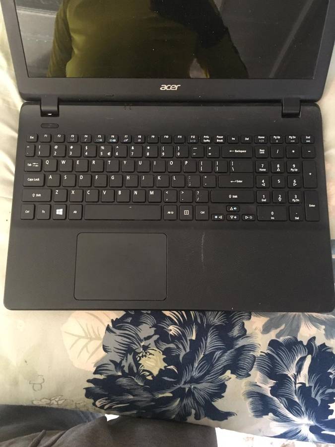 ACER LAPTOP (PLEASE READ DESCRIPTION)
