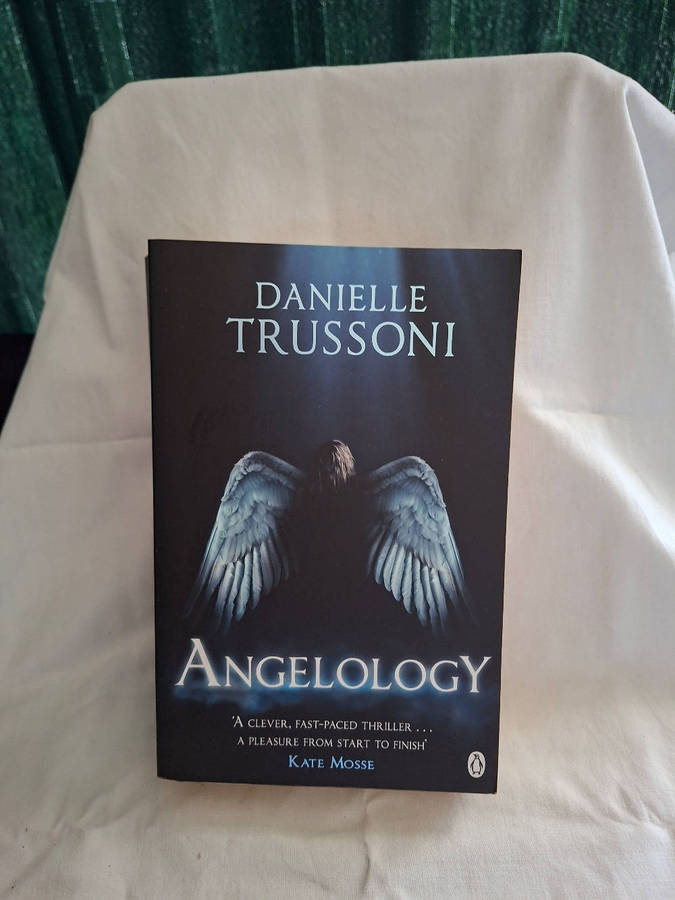 Danielle Trussoni Angelology