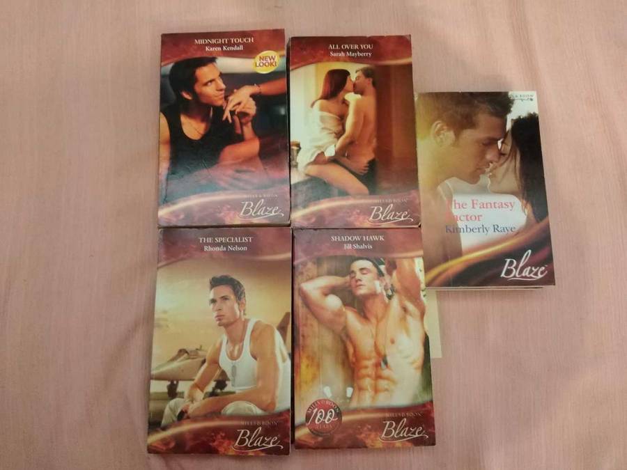 10 Assorted Mills and Boon Blaze Romance