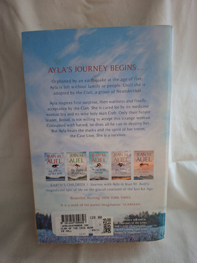 Jean M. Auel The Clan of The Cave Bear