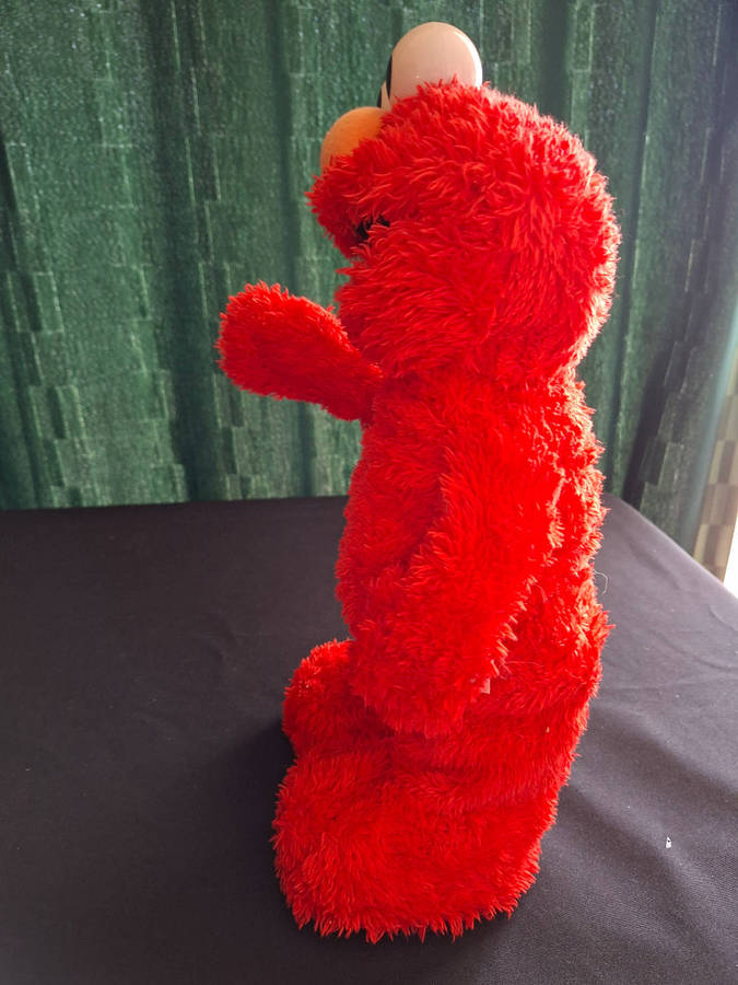 Tickle Me Elmo toy