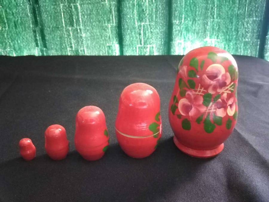 Russian Nesting Dolls 5 layers