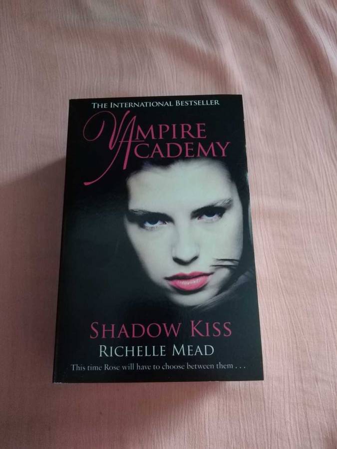 Vampire Academy Collection box set of 3 Richelle Mead