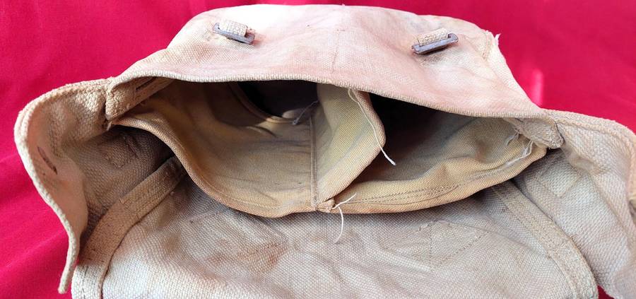 World War 2 -British Army 1937 Pattern Khaki Webbing small pack 1942
