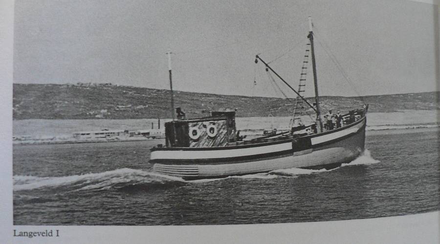 As die skipper op die voorstewe staan deur Johnnie Eigelaar(geskiedenis van die pelagiese visbedryf)