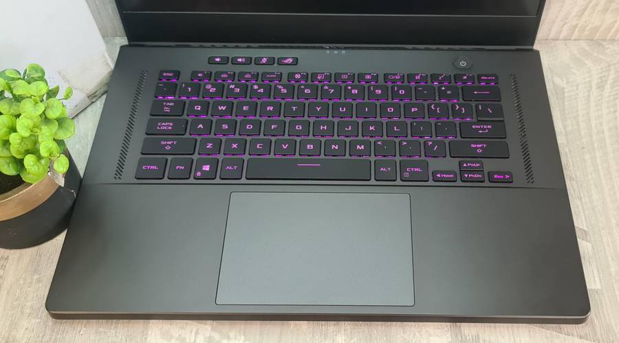 Asus Zephyrus Ryzen 9 5900HS RTX 3070 8GB GDDR6 Vram 16GB DDR4 Ram 1TB Nvme SSD Gaming Laptop