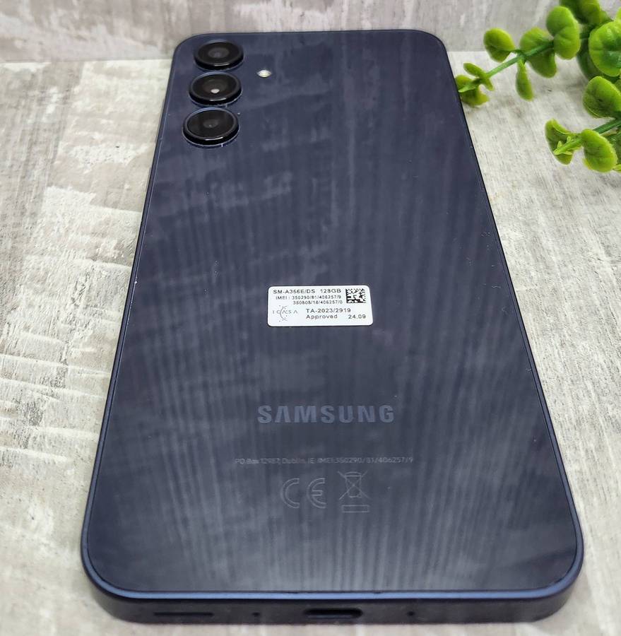 Samsung Galaxy A35 5G 128GB 6GB Ram 2 months old
