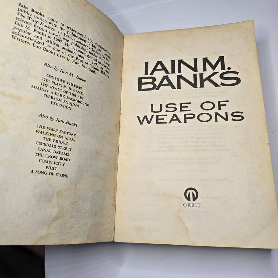 Use of Weapons - Iain M. Banks