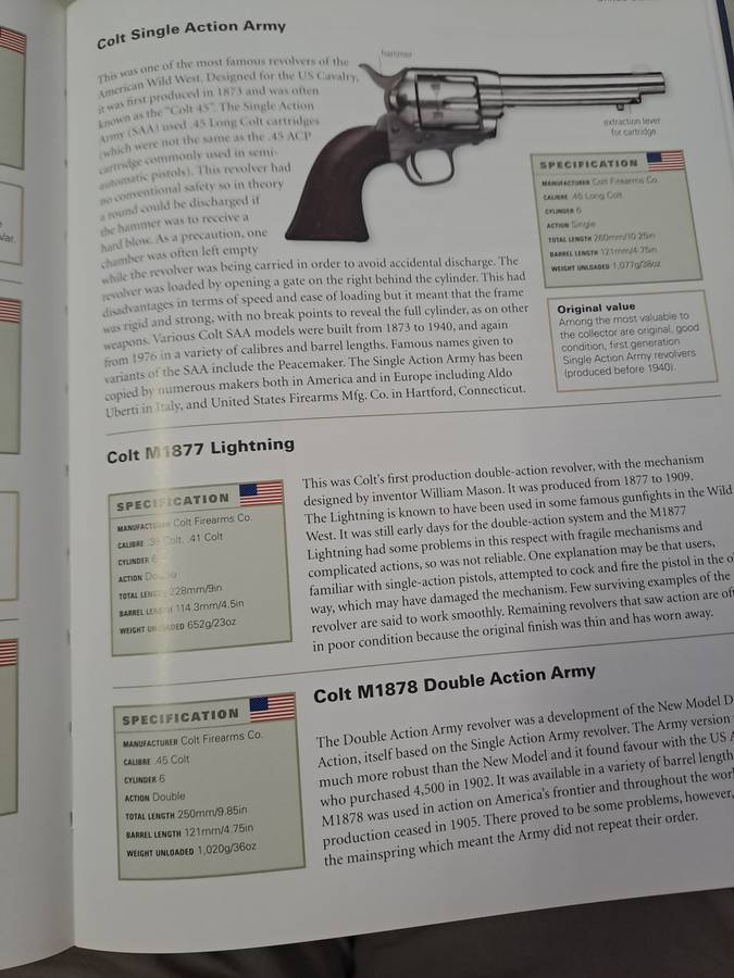 THE COMPLETE ILLUSTRATED GUIDE TO GUNS.  2 VOLS