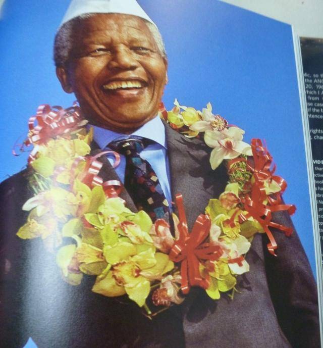NELSON MANDELA A LIFE IN PHOTOGRAPHS.