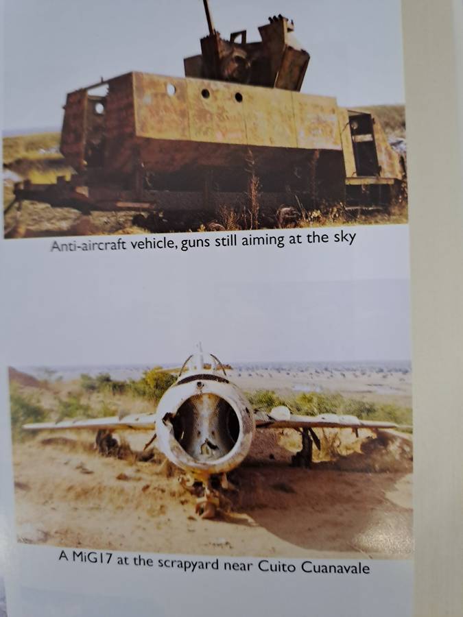 BACK TO ANGOLA - A JOURNEY FROM WAR TO PEACE. By Paul Morris