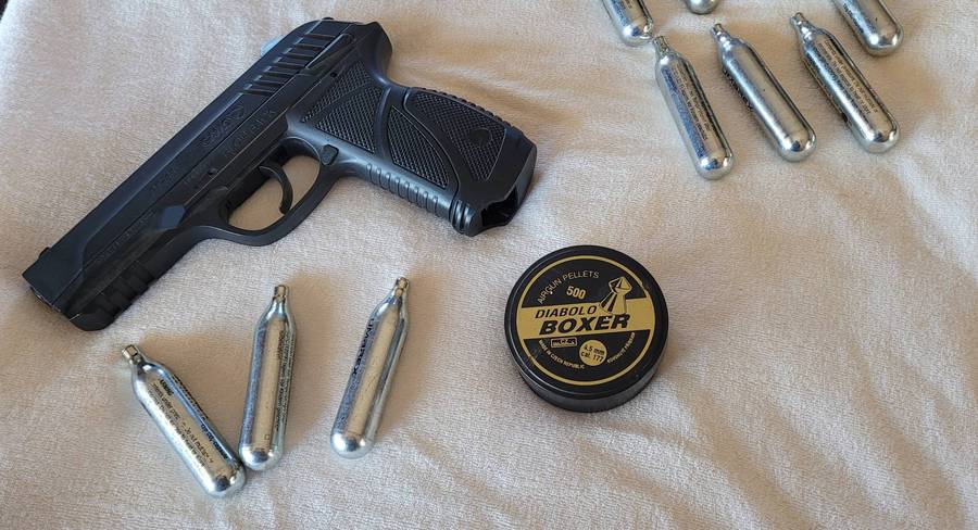 GAMO PT 85 GAS PISTOL