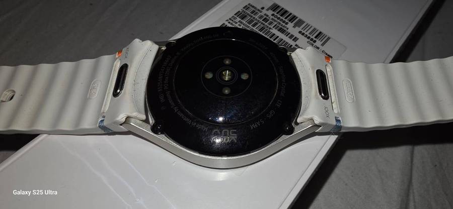 brand-new, Sealed Samsung Galaxy Watch7