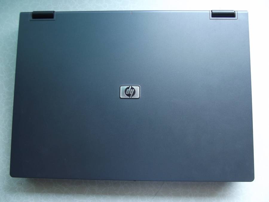 HP Compaq nx7400 Laptop