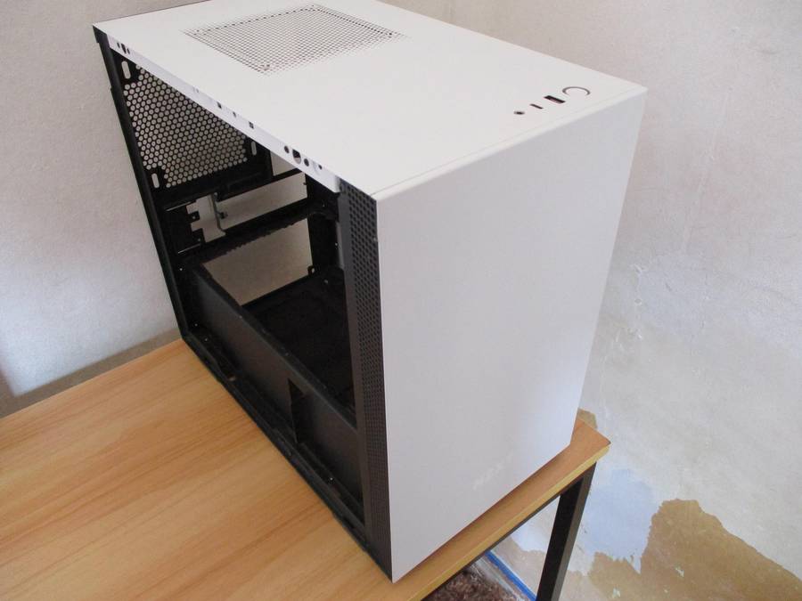 NZXT H210 ITX Case