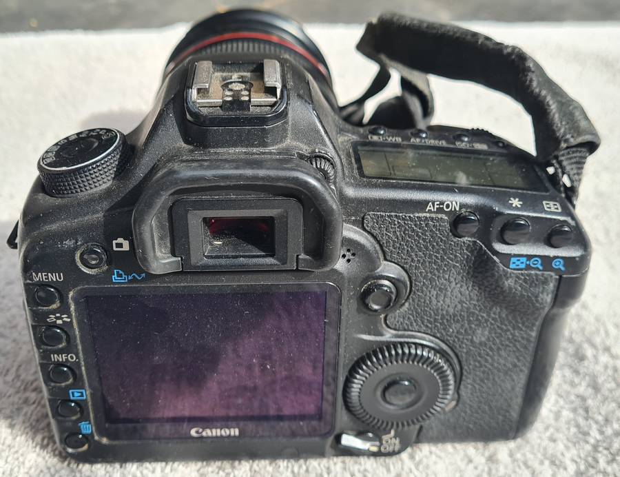 Canon EOS 5D Mark II DSLR Camera Body