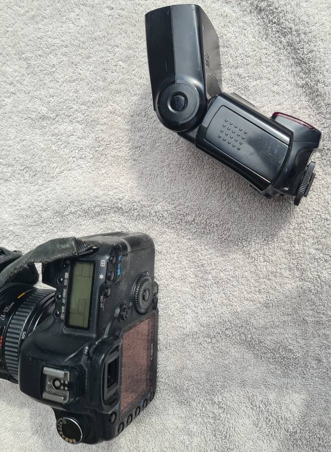 Canon Speedlite 580EX II Flash