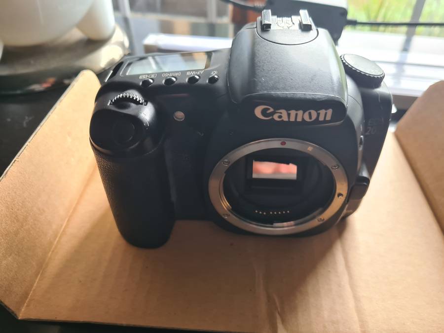 Canon EOS 20D