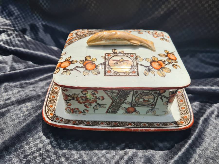 Antique lidded Sardine dish