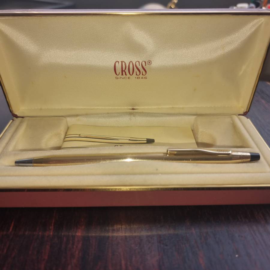 Vintage, 1/20 10KT rolled gold Cross pen,  in original box.