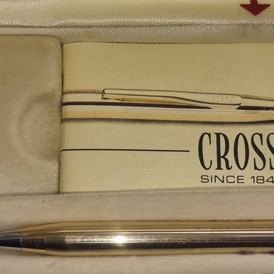 Vintage, 1/20 10KT rolled gold Cross pen,  in original box.