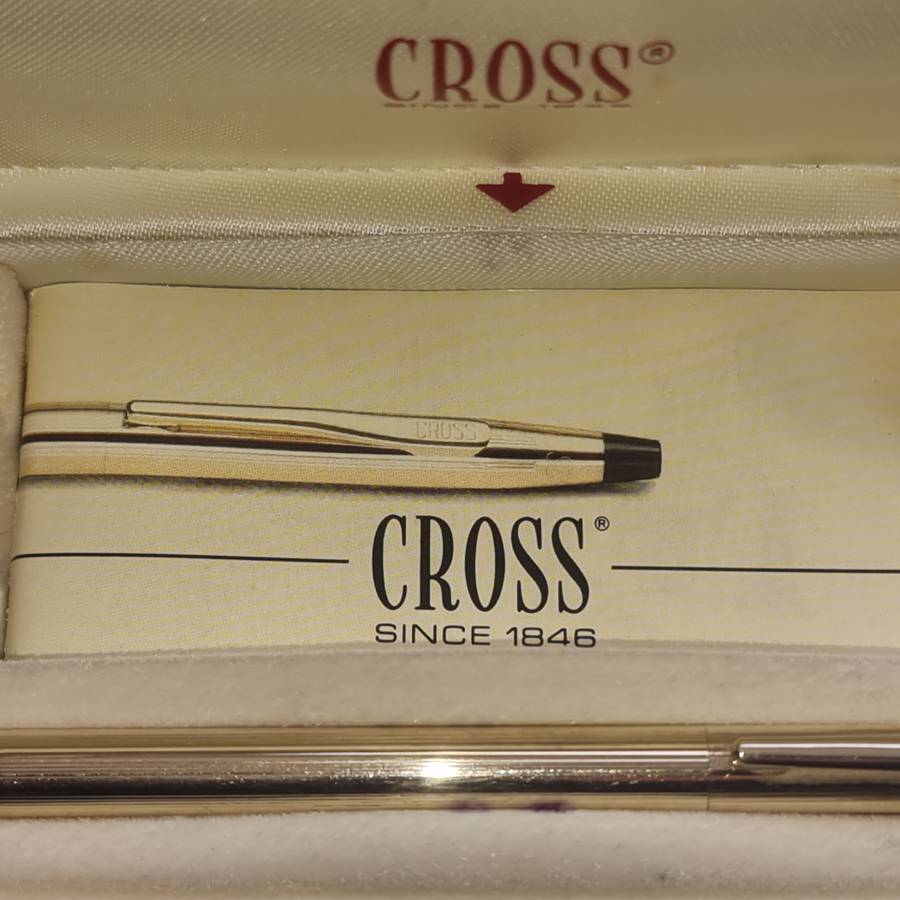 Vintage, 1/20 10KT rolled gold Cross pen,  in original box.