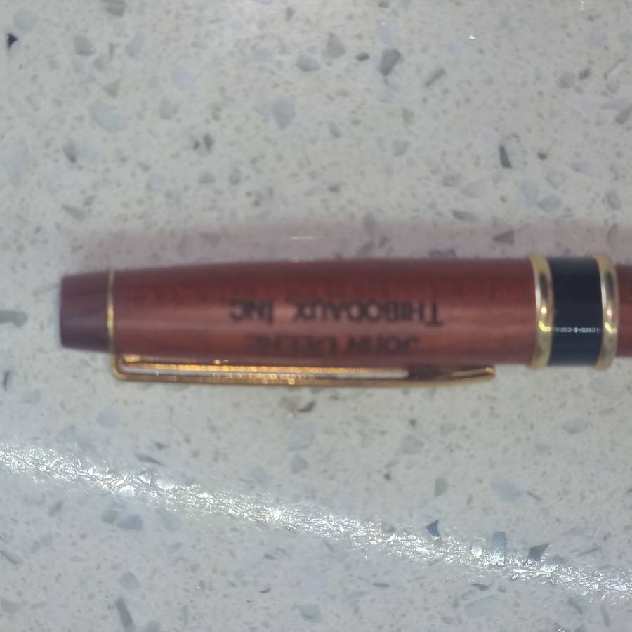 John Deere Pen unused in wooden box- relisted