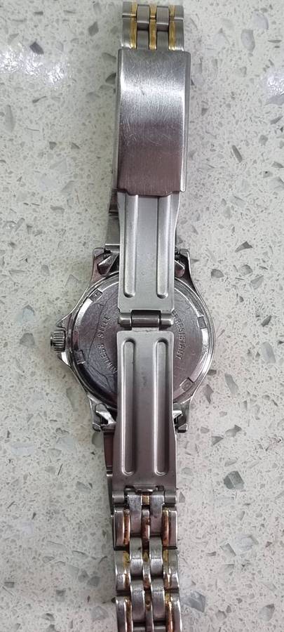 Buren ladies watch in excellent condition.